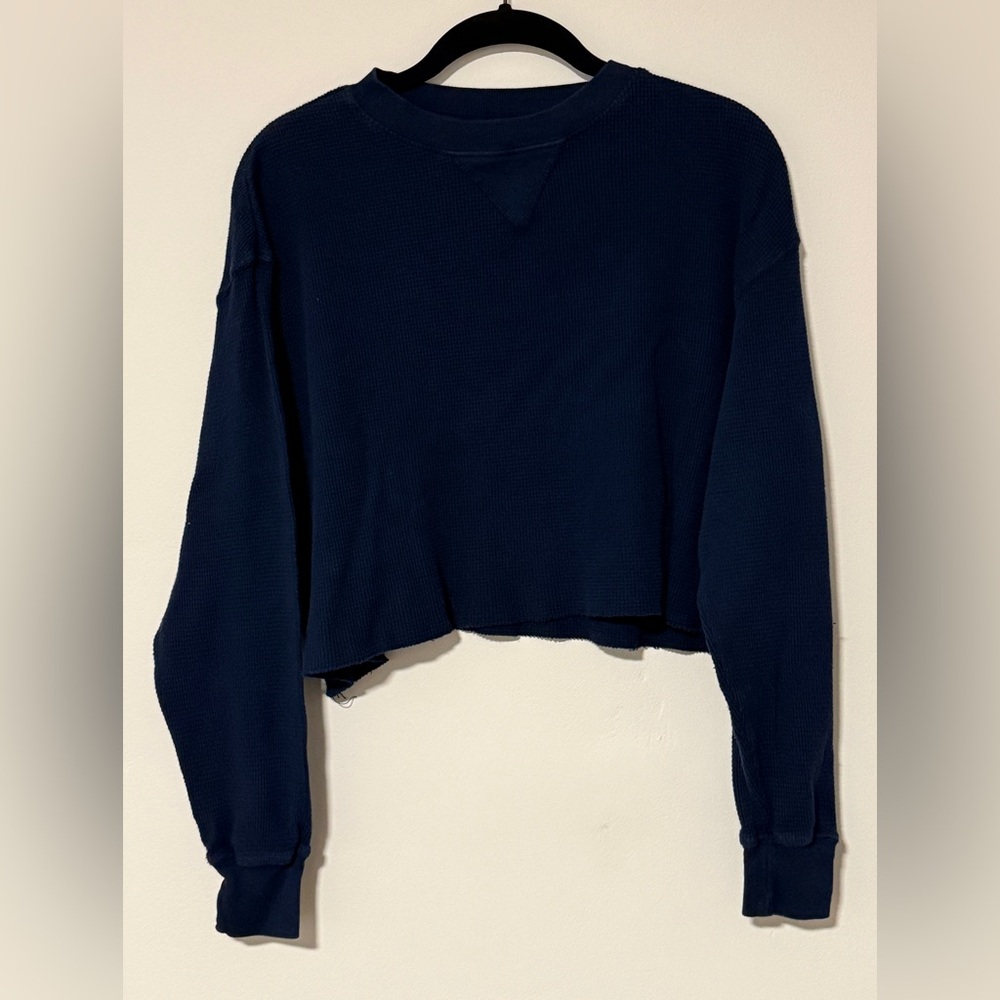 Strut This Women's Navy Blue Cropped Long Sleeve Thermal Top